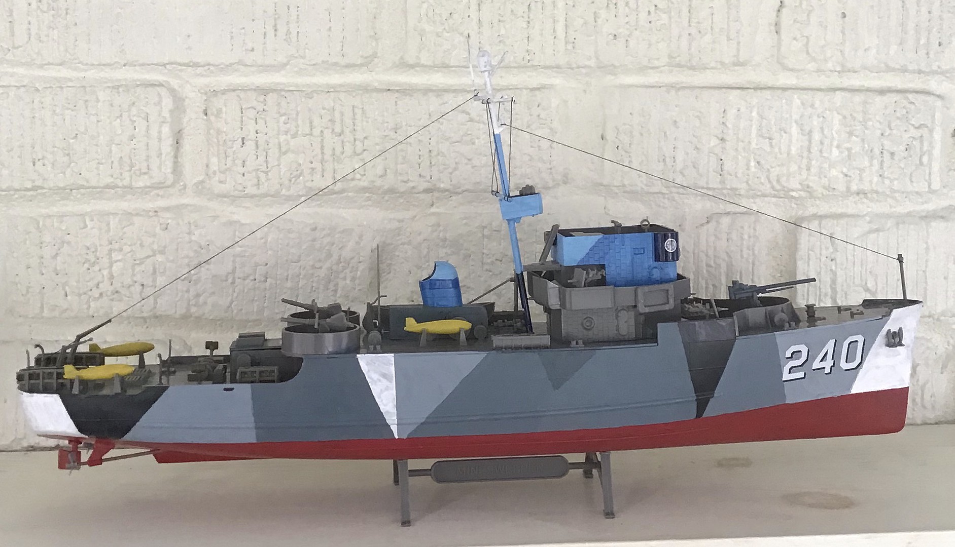 uss-hazard-navy-mine-sweeper-plastic-model-military-ship-kit-1