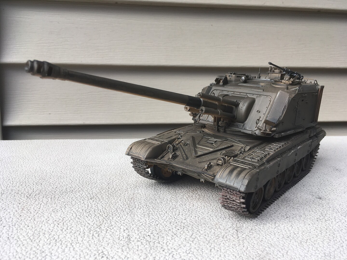 Maquette à peindre - HOBBY BOSS - GCT 155mm AU-F1 SPH - Échelle 1/35