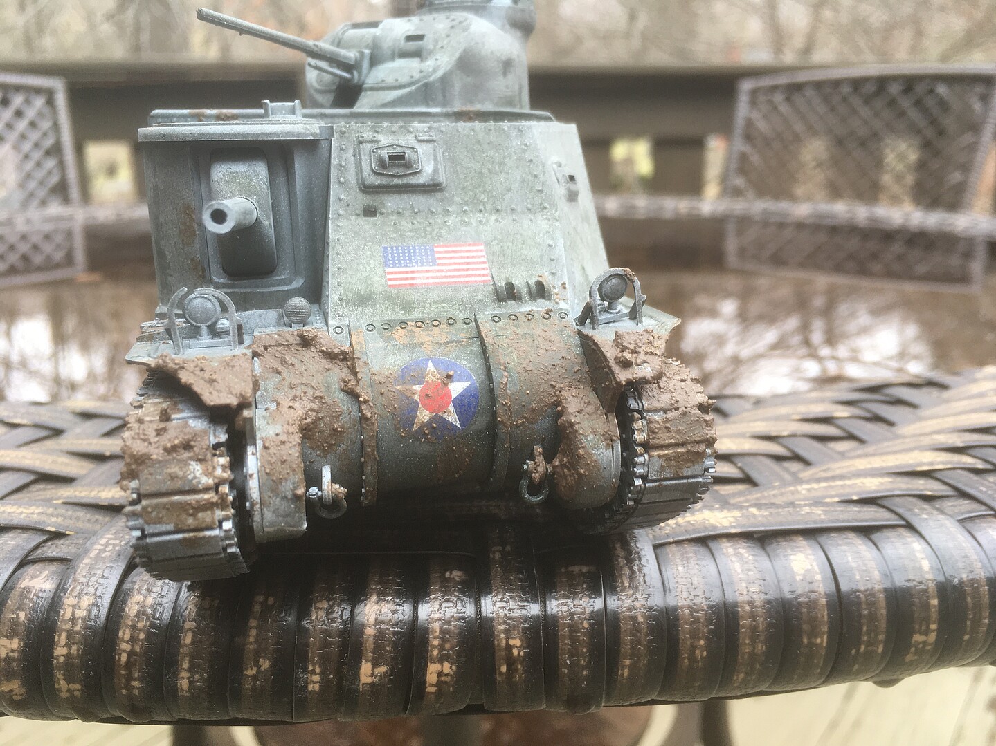 US M3 Tank Lee Plastic Model Military Vehicle Kit 1/35 Scale