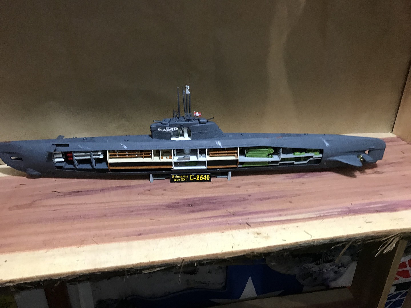 U-Boat Type XXI with Interior -- Plastic Model Military Ship Kit -- 1/ ...
