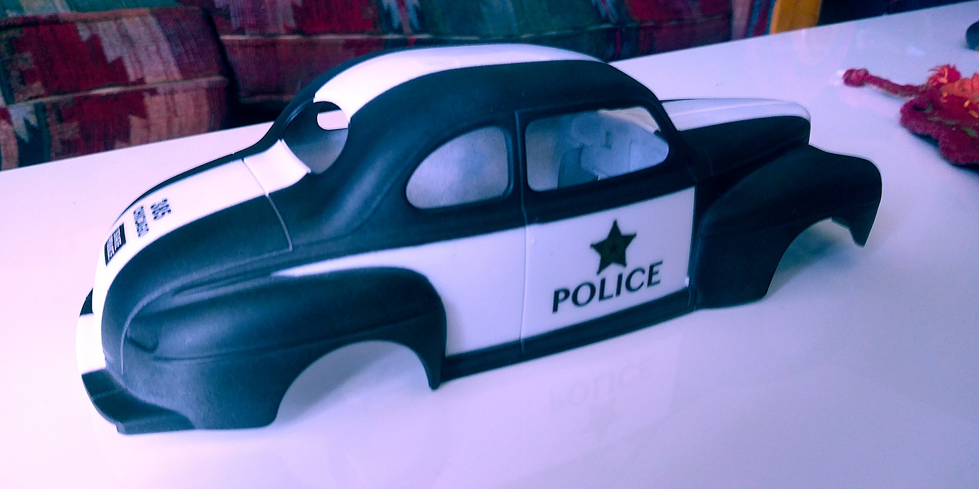 1948 Ford Police Coupe 2n1 Plastic Model Car Kit 1/25 Scale