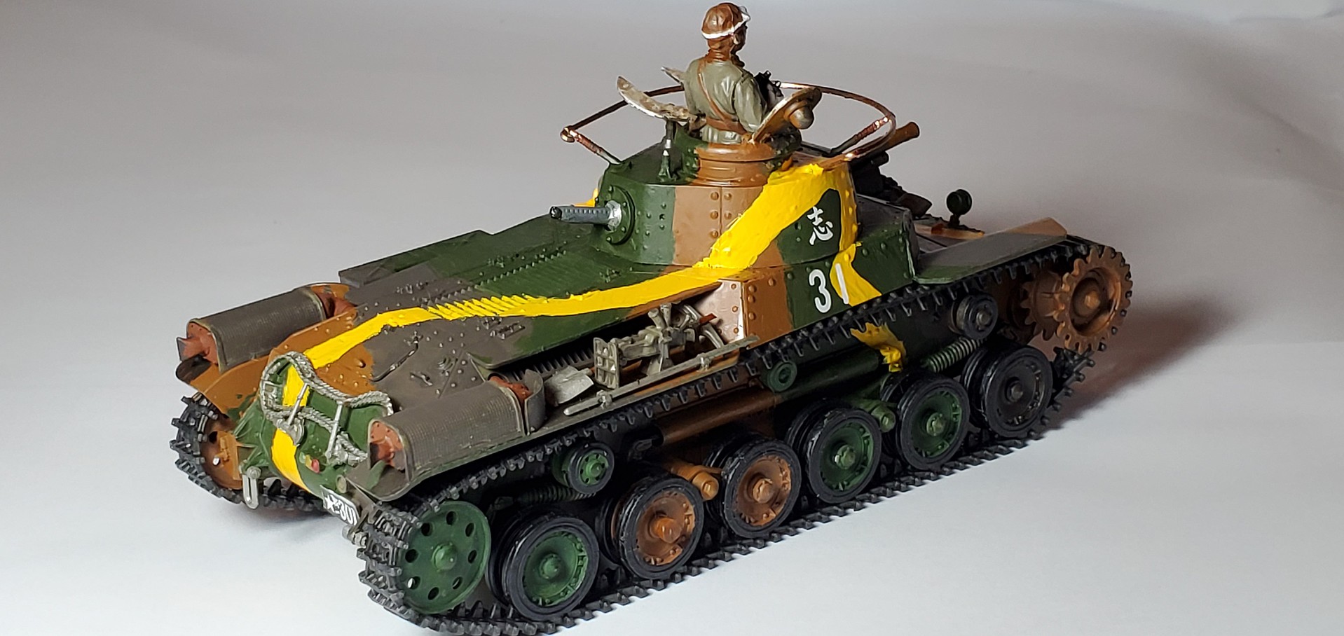 Japanese Tank Type 97 Plastic Model Military Vehicle Kit 1/35