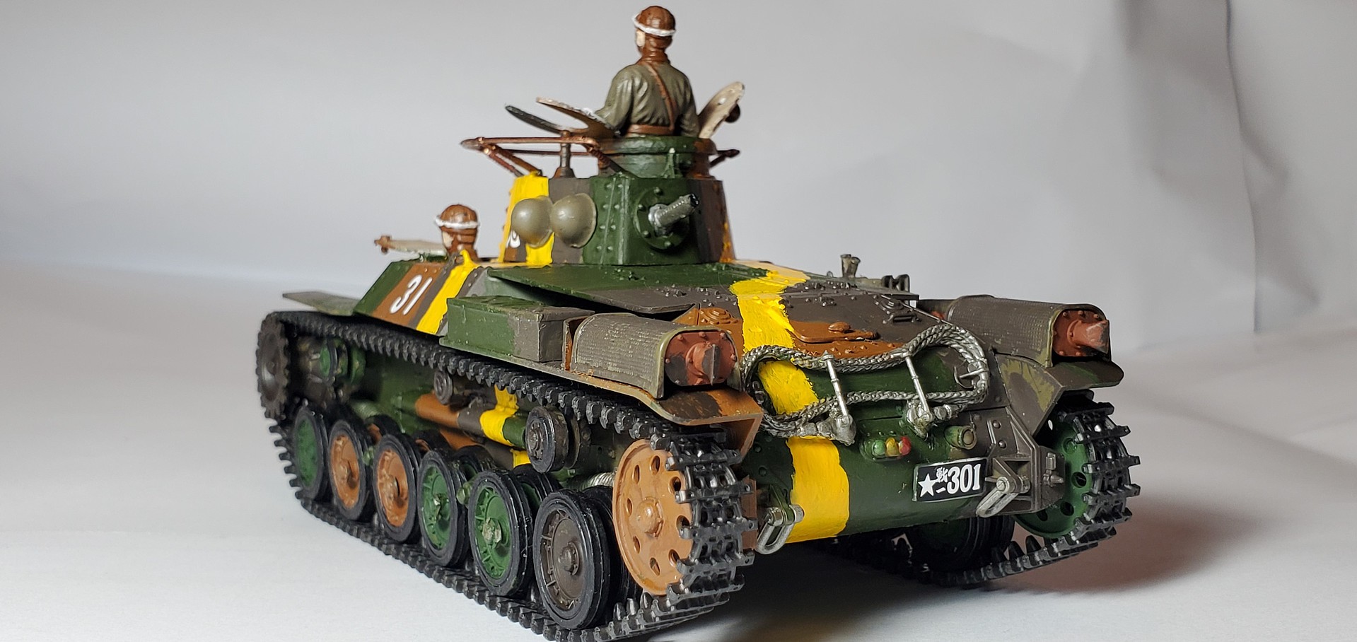 Japanese Tank Type 97 Plastic Model Military Vehicle Kit 1/35