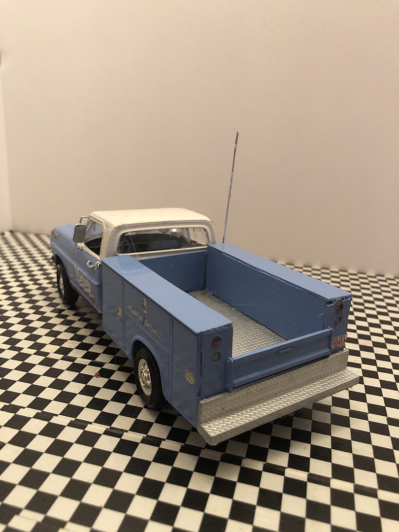 1967 Ford F100 Service Bed Pickup Truck -- Plastic Model Vehicle 