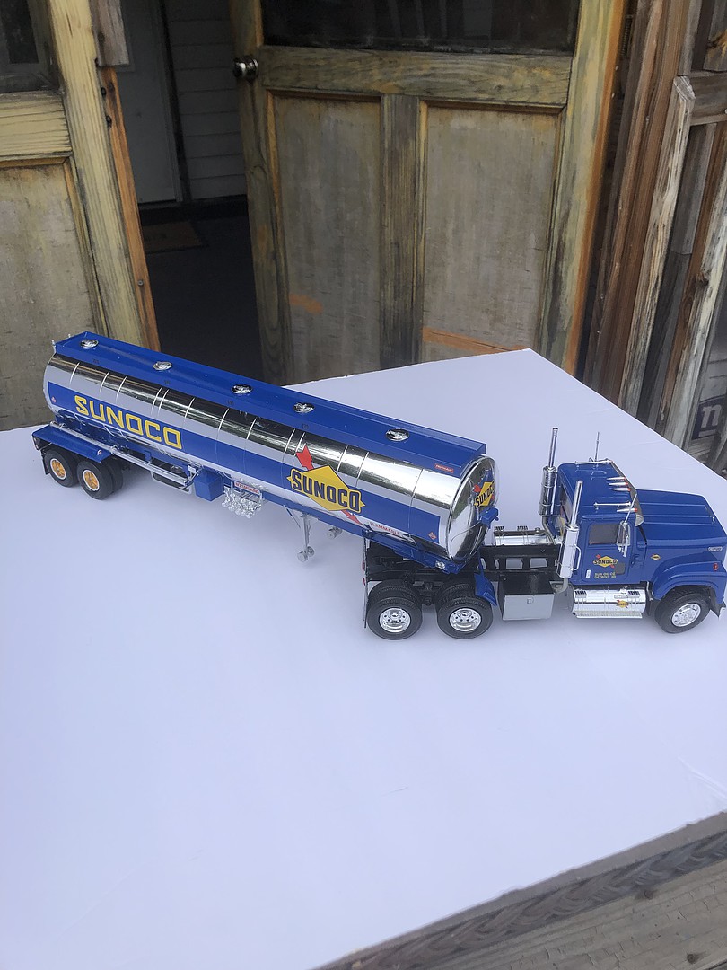 Fruehauf Plated Tanker Trailer Sunoco -- Plastic Model Truck