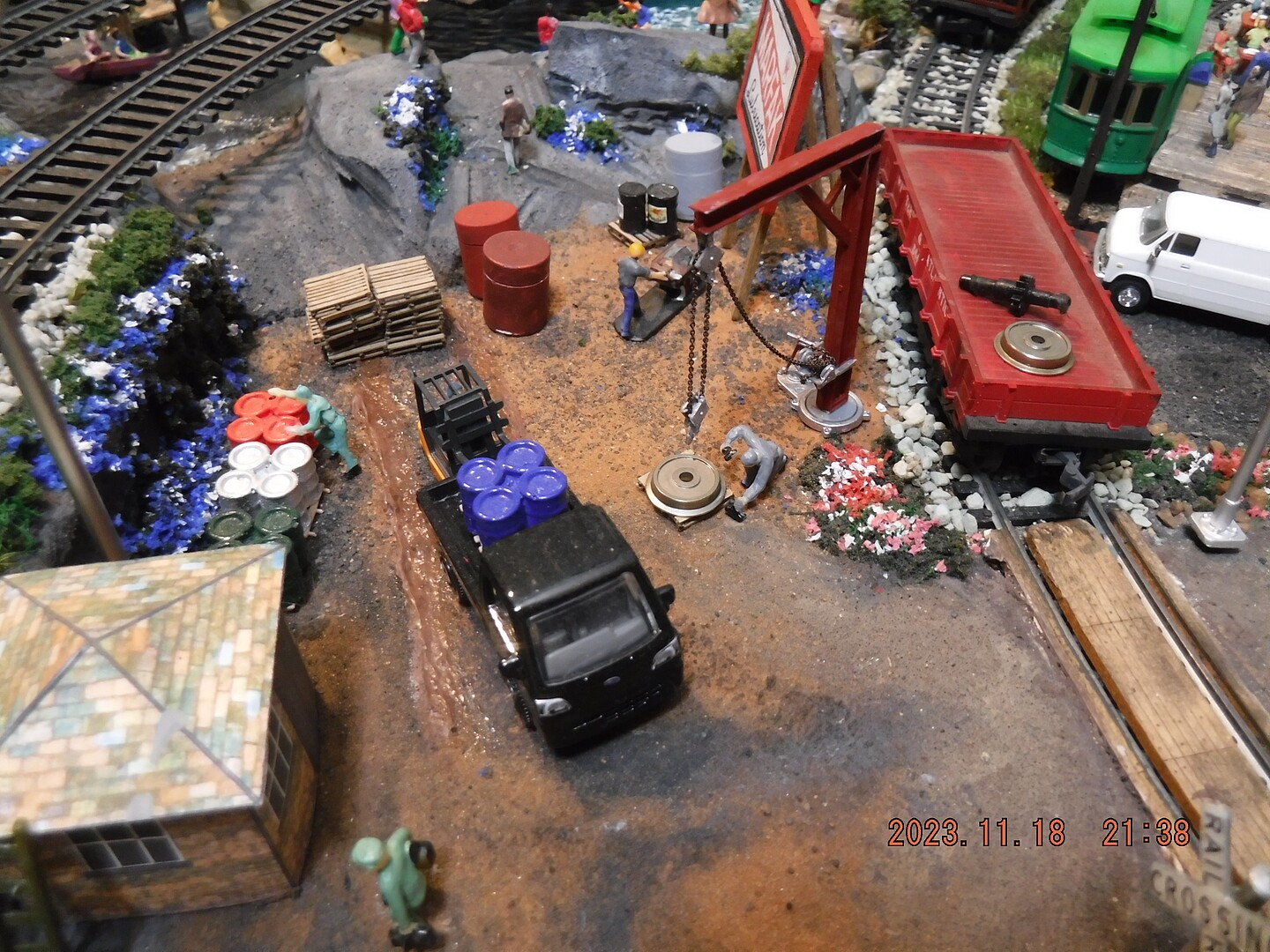 Jib Crane Model Railroad Scratch Supply 8007 pictures by