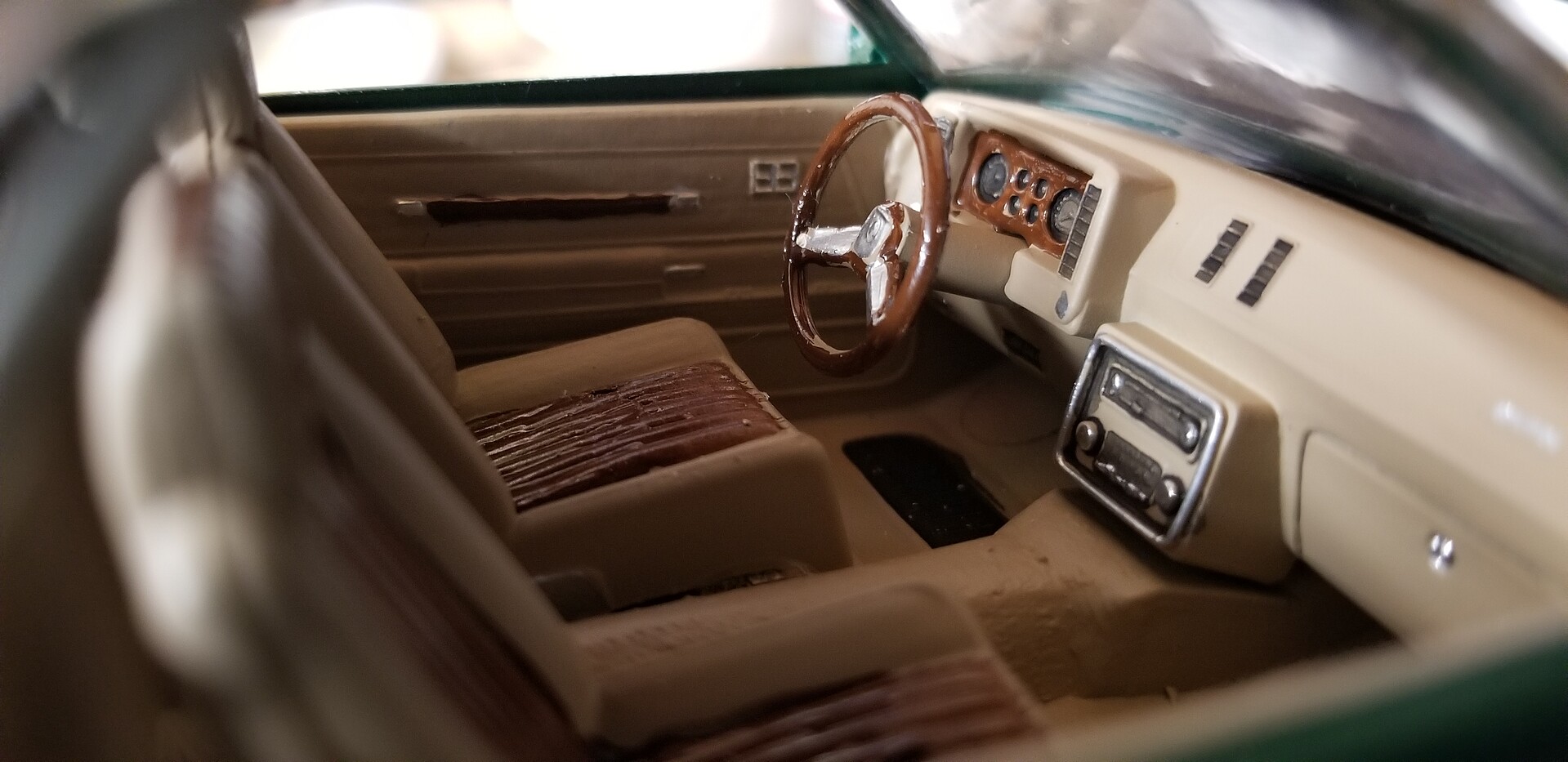 1986 Chevy El Camino SS w/Dirt Bike Plastic Model Truck Vehicle Kit 1/25 Scale 88812