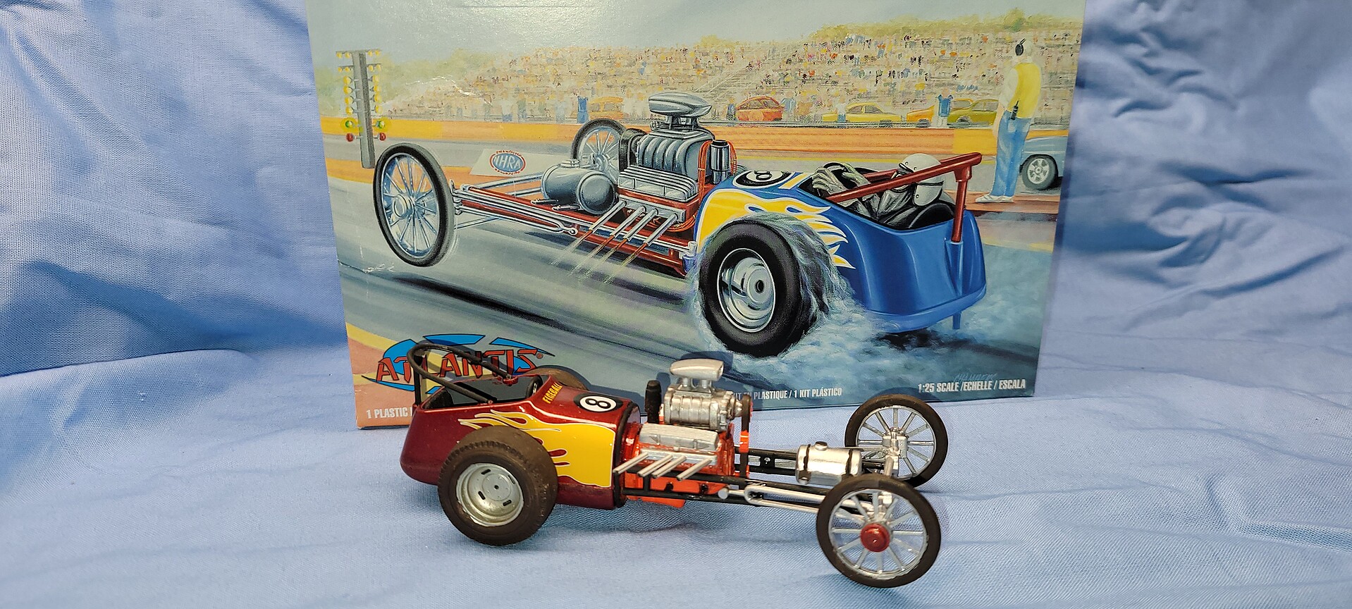Fireball Dragster (Slingshot Type) Plastic Model Car Kit 1/24