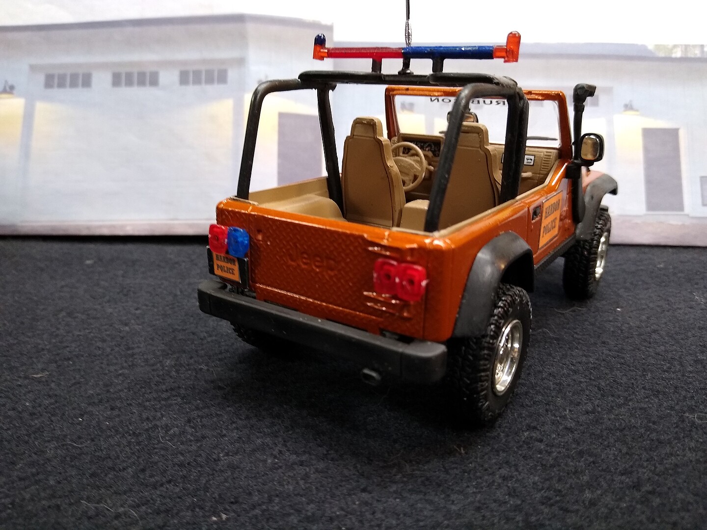 Jeep Wrangler Rubicon Plastic Model Jeep Kit 1/25 Scale 4501