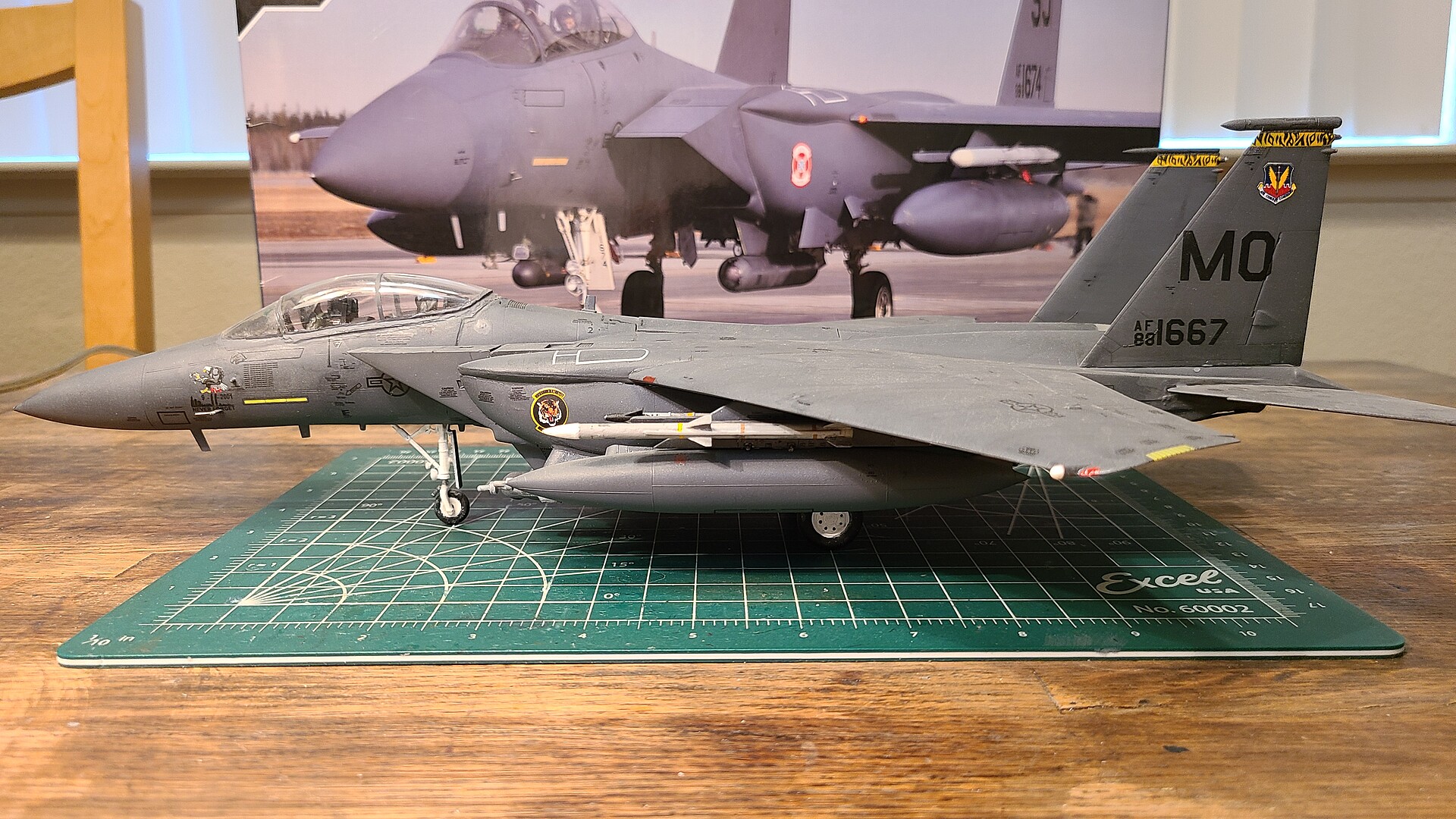 Academy F15E USAF Fighter Plastic Model Airplane Kit 1/48 Scale #12295