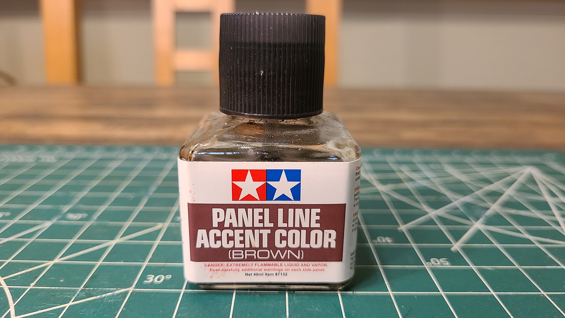 Tamiya - 87189 - Light Gray Panel Line Accent Color (40ml) - G and