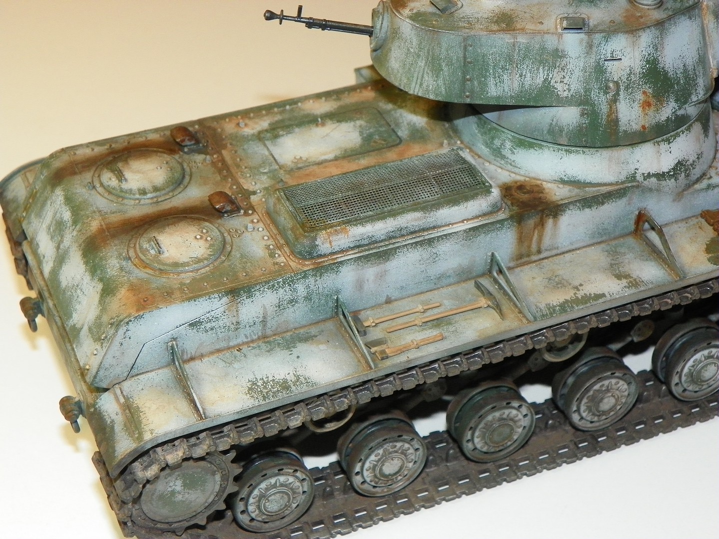 Soviet SMK Heavy Tank (New Tool) -- Plastic Model Military Vehicle -- 1 ...