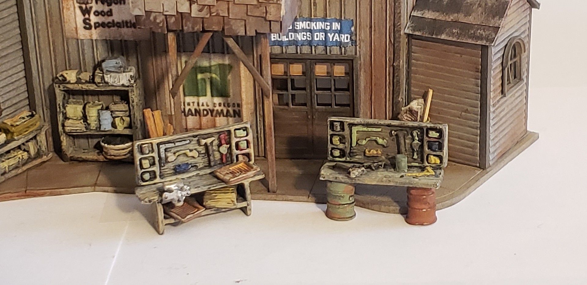 Work Bench Interior Details -- HO Scale Model Railroad Building ...