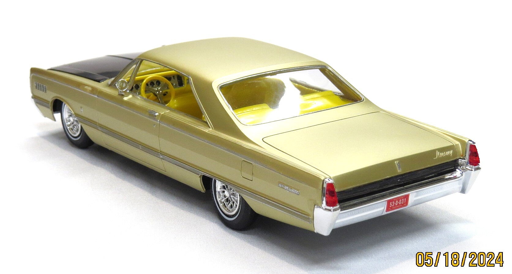 '61 Ford Galaxie Hardtop (3 in 1) -- Plastic Model Car Vehicle Kit -- 1 ...