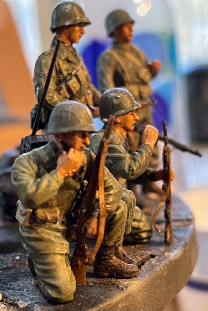 WWII Advance to the Rhine -- Plastic Model Military Figure -- 1/35 ...