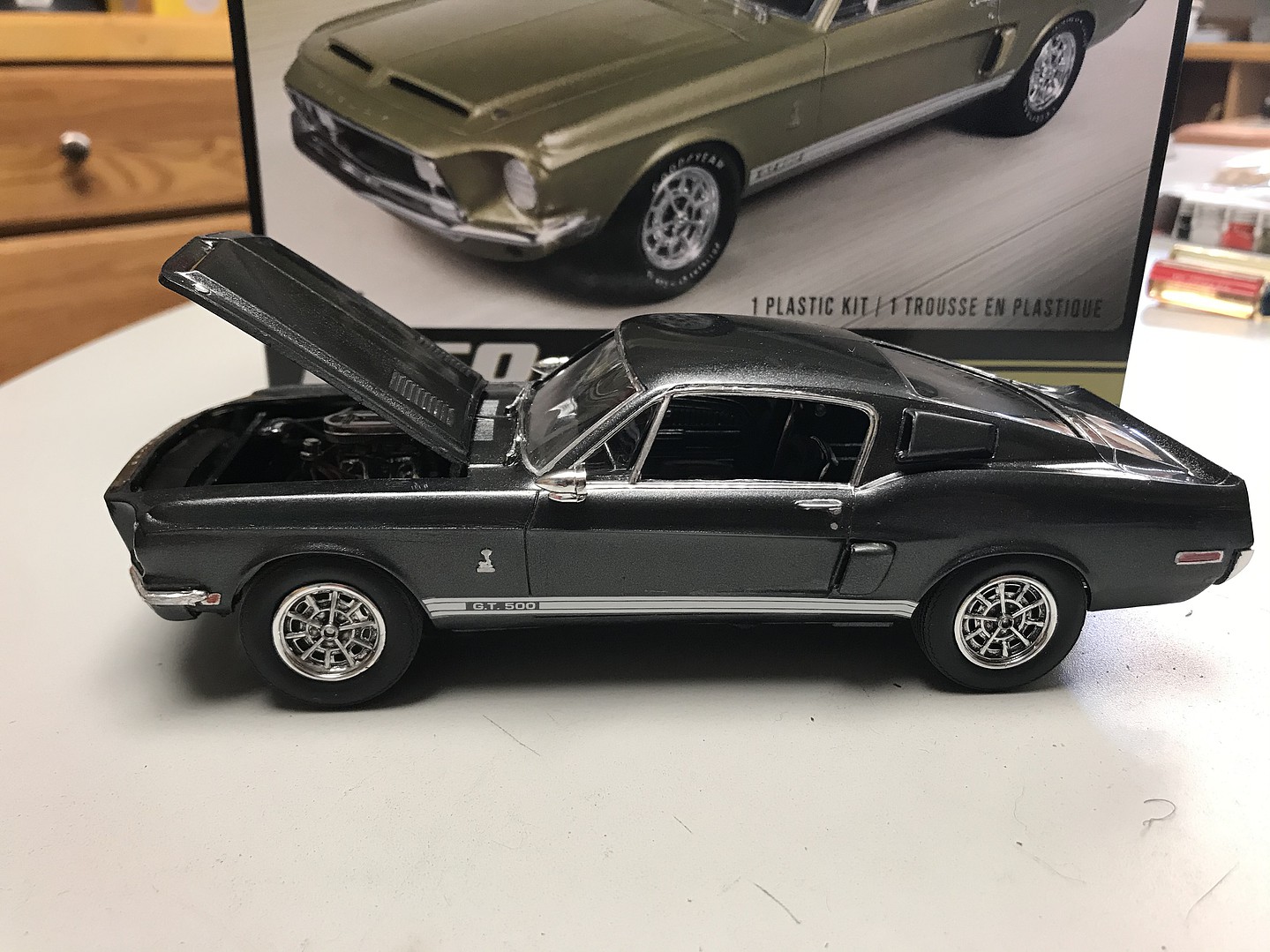 Gallery Pictures AMT 1968 Shelby GT500 Plastic Model Car Kit 1/25 Scale
