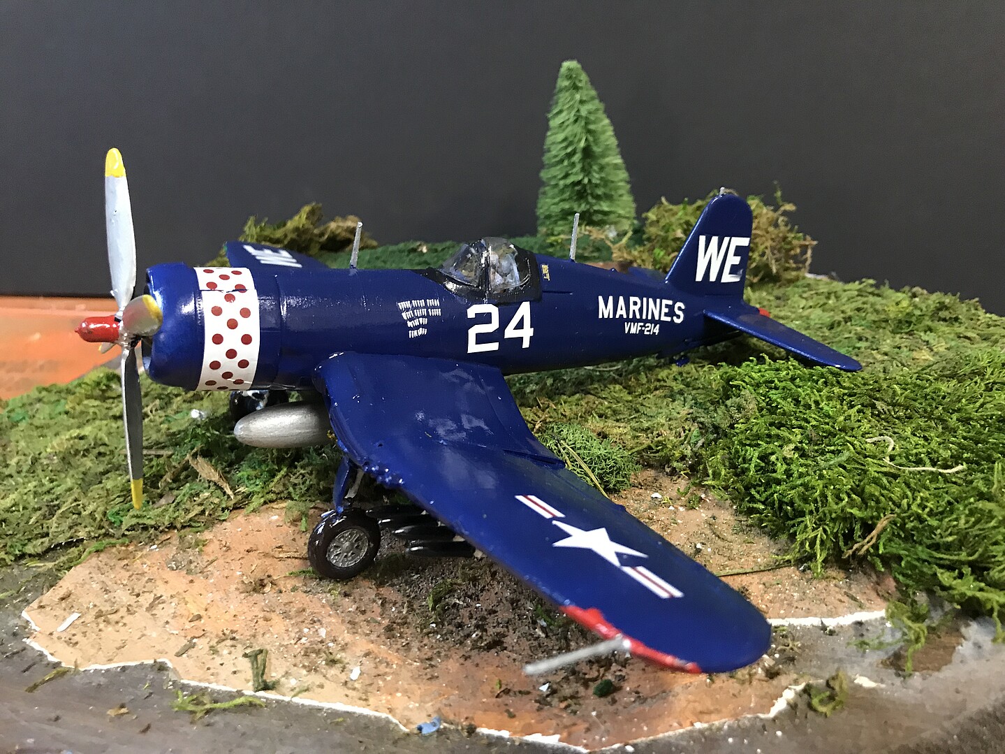 Vought F U D Corsair Fighter Aircraft Plastic Model Airplane Kit Scale