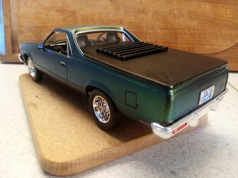 1978 Chevy El Camino (3 in 1) -- Plastic Model Car Kit -- 1/24 Scale ...