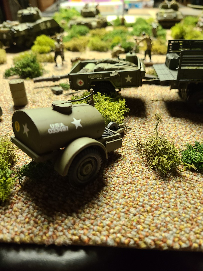 Tank 250gals And Cargo M101 Trailers Model Kit Scala 1:35 Italeri 0229