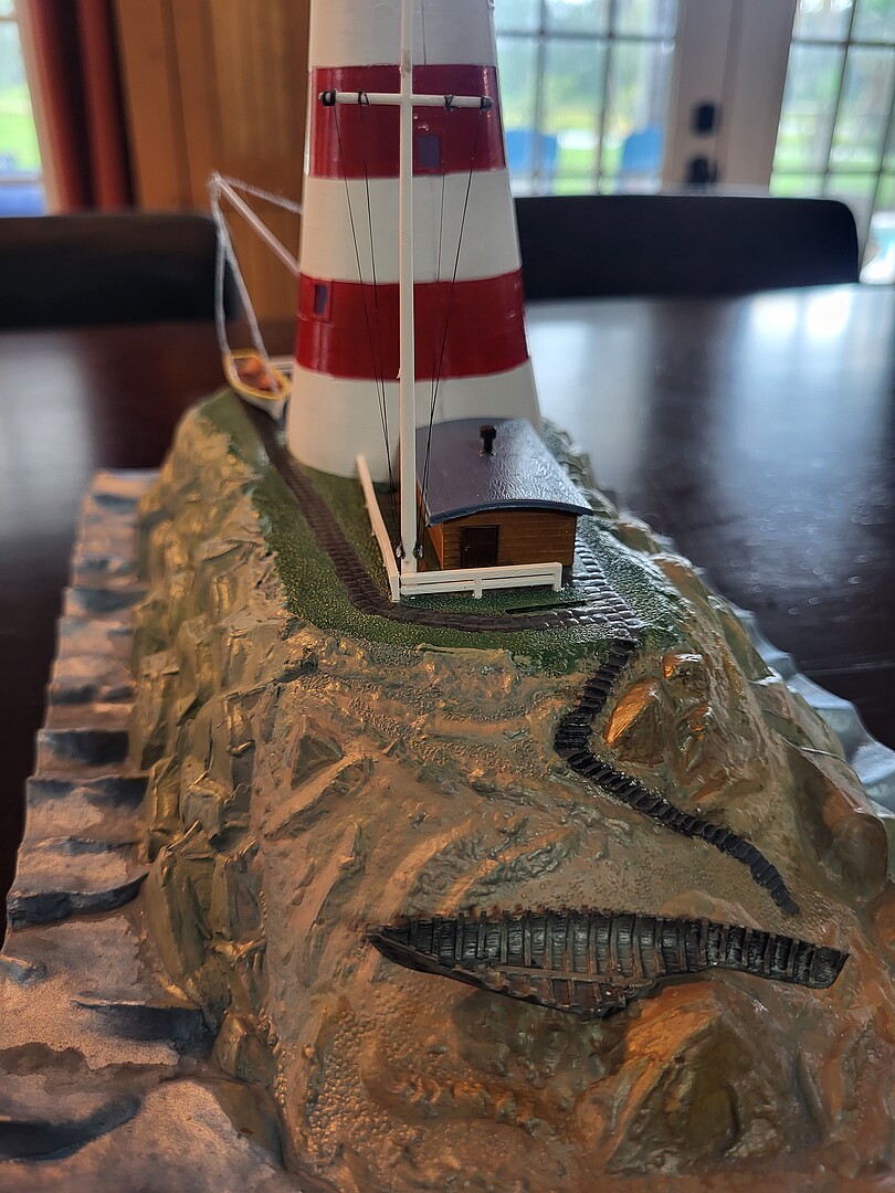 Lighthouse w/Light & Diorama Base Plastic Model Diorama Kit 1/160 Scale l70779