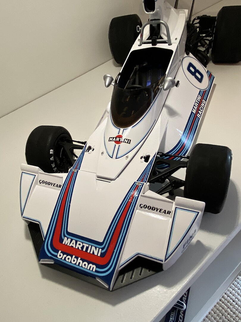Tamiya 1/24 Martini Brabham BT44B 1975 w/ etched Parts # 12042