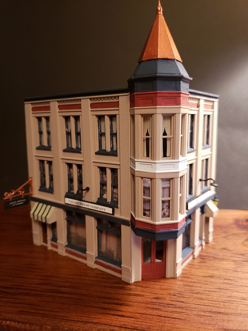 Corner Department Store Kit HO Scale Model Railroad Building