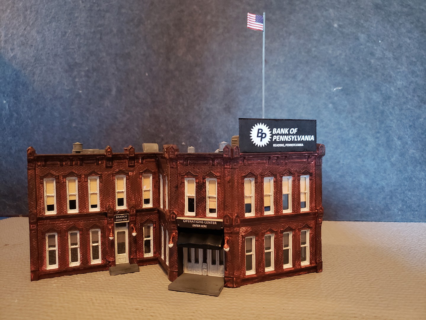 County Courthouse Kit (8-3/8 x 5-15/16'') -- HO Scale Model Railroad ...