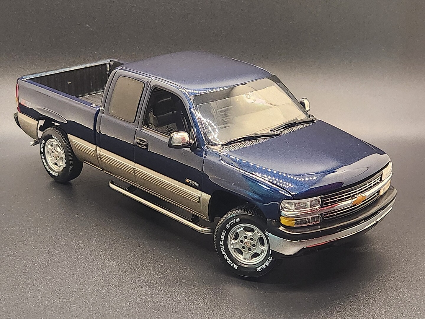 1999 Chevy Silverado Street Pickup Truck -- Plastic Model Truck Kit ...