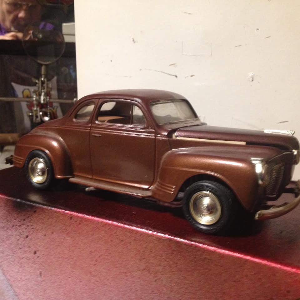 1941 Plymouth Coupe Coca-Cola -- Plastic Model Car Vehicle Kit -- 1/25 ...