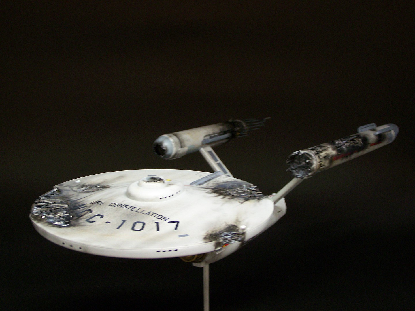 Star Trek Classic USS Enterprise 50th Plastic Model Spaceship Kit 1/650 Scale 94712