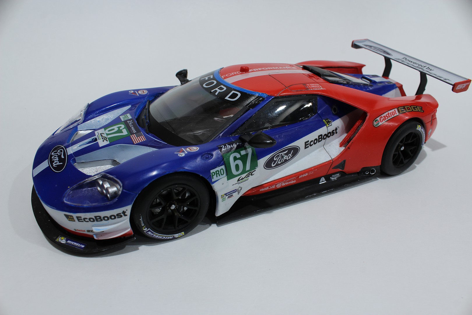 Revell-Monogram Ford GT LeMans 2017 Race Car Plastic Model Car Kit 1/24  Scale #854418