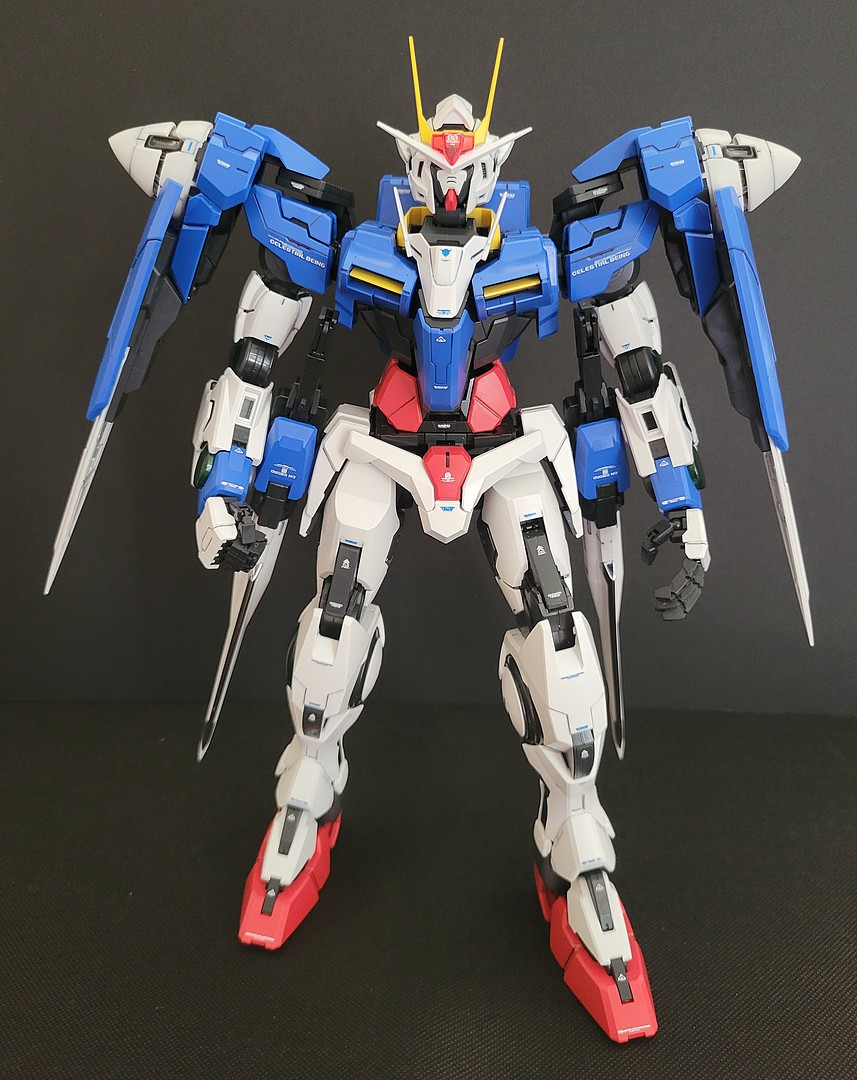 00 RAISER PG -- Snap Together Plastic Model Figure -- #161016 pictures ...