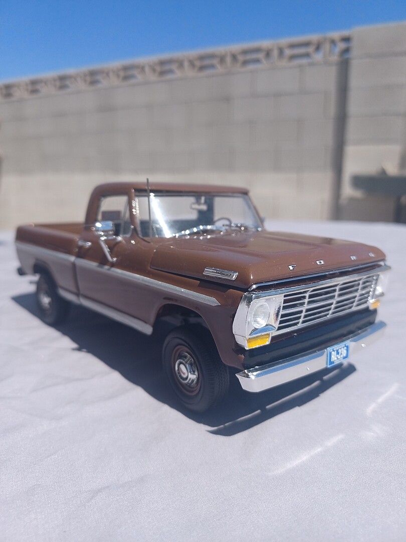 Moebius models (MODEL KING) 1227 1/25 1969 Ford F-100 custom cab