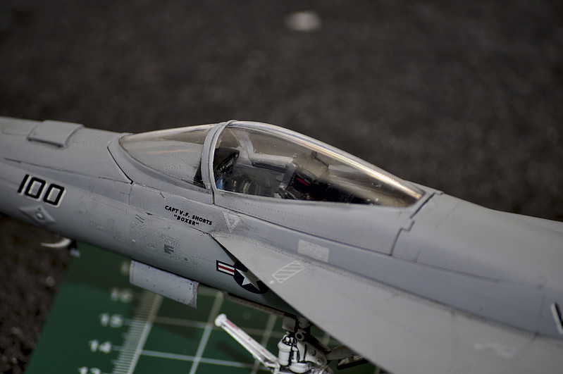 F/A-18E Super Hornet -- Plastic Model Airplane Kit -- 1/48 Scale ...