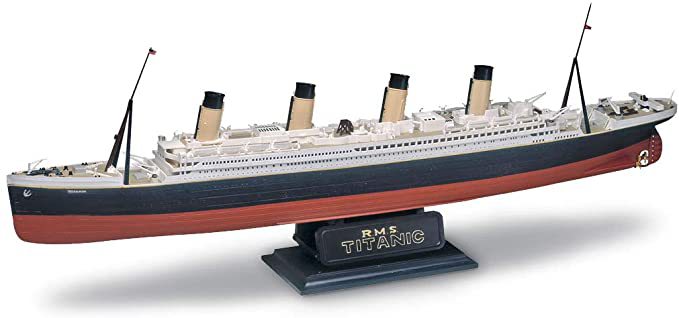 Revell-Monogram RMS Titanic Ocean Liner Plastic Model Commercial Ship Kit  1/570 Scale #850445