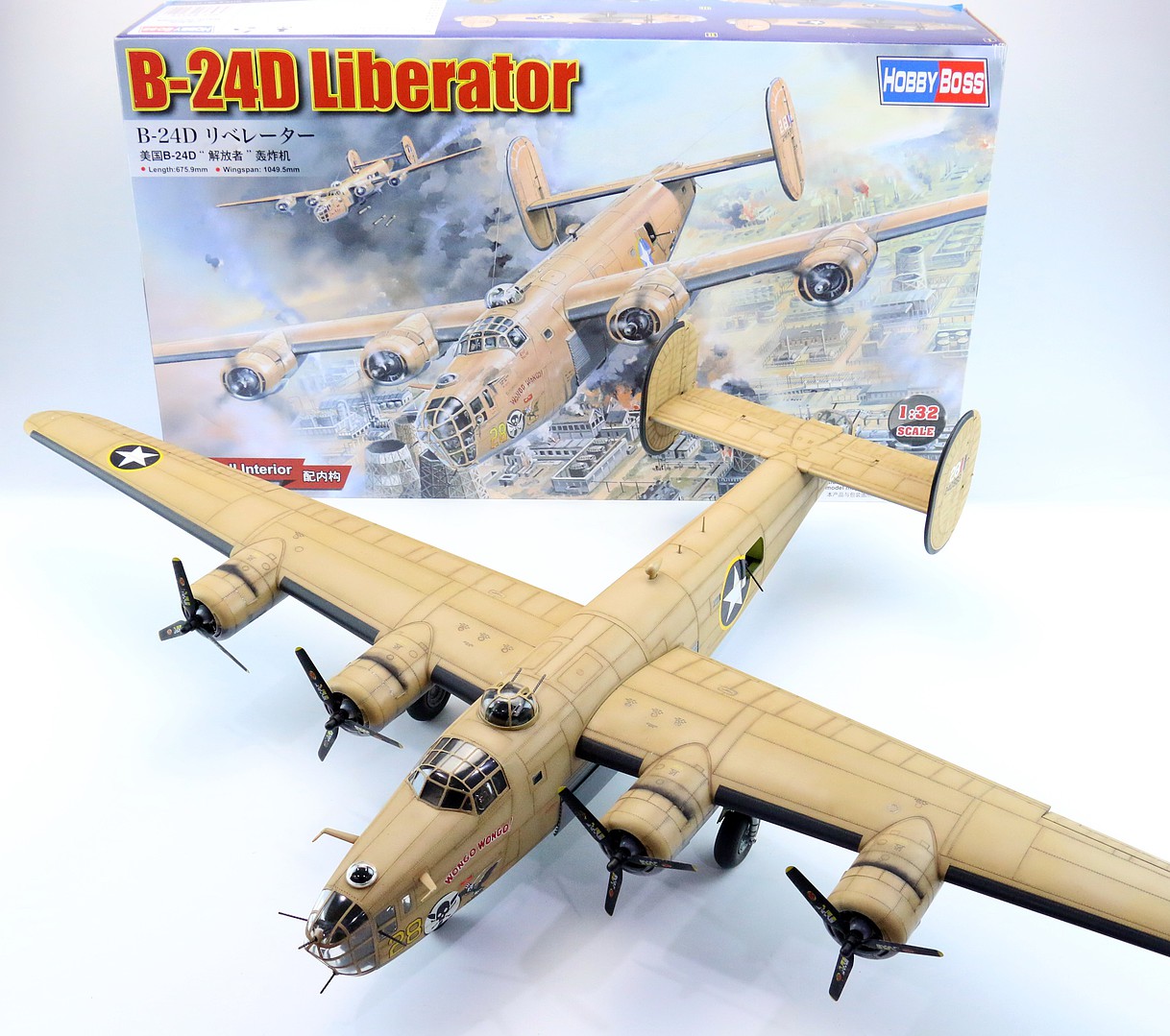 US B-24D Liberator -- Plastic Model Airplane Kit -- 1/32 Scale ...