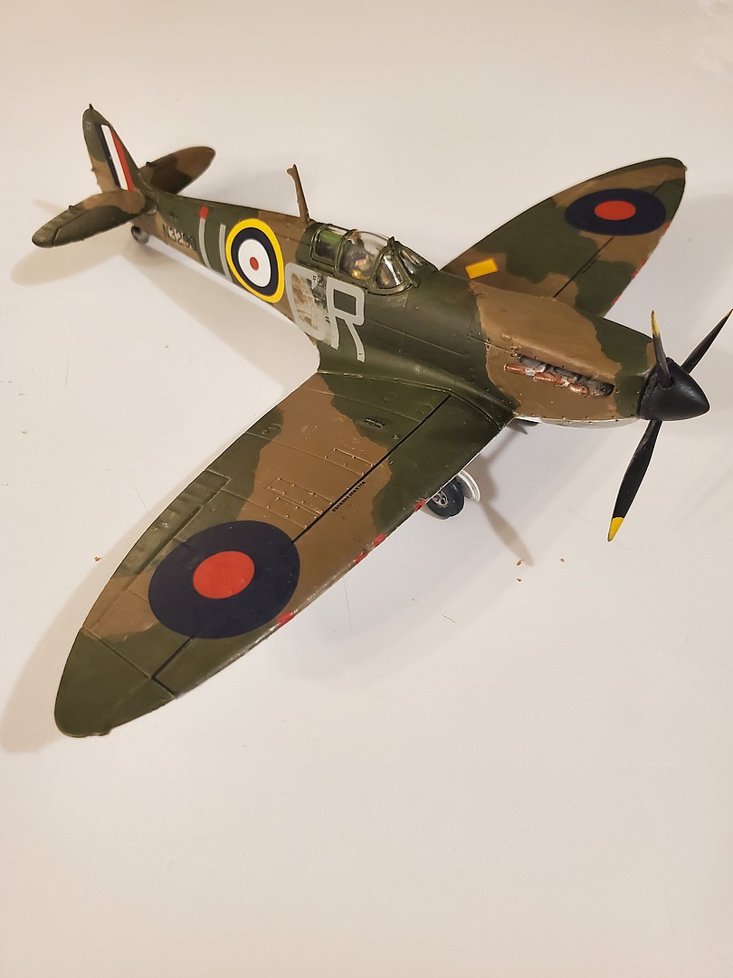 Supermarine Spitfire Mk I Aircraft -- Plastic Model Airplane Kit -- 1/ ...