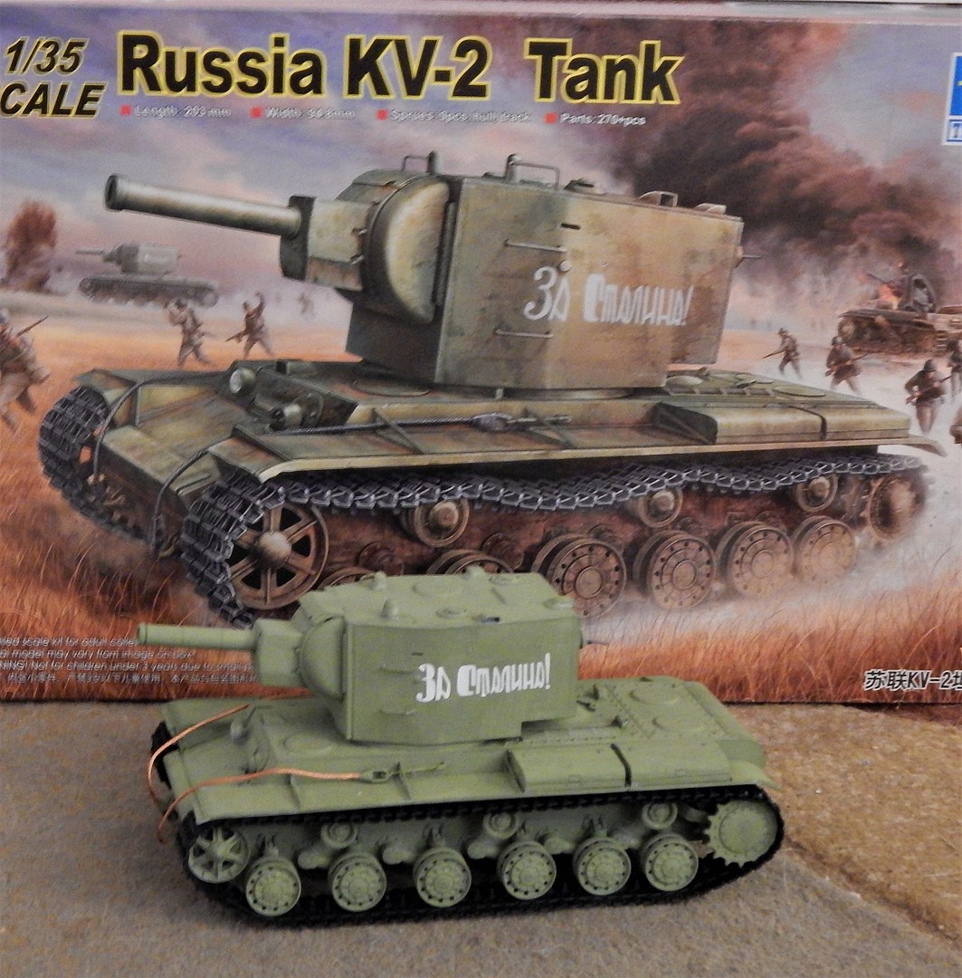 Soviet KV2 Tank Plastic Model Military Vehicle 1/35 Scale 312