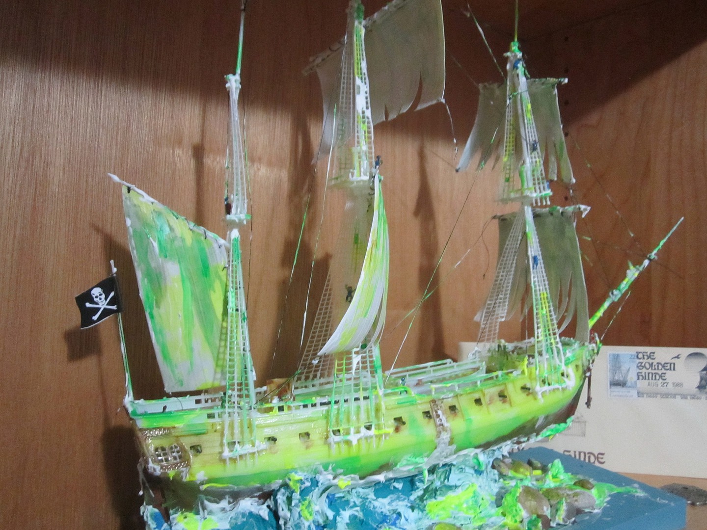 Jolly Roger Series Flying Dutchman -- Plastic Model Sailing Ship Kit