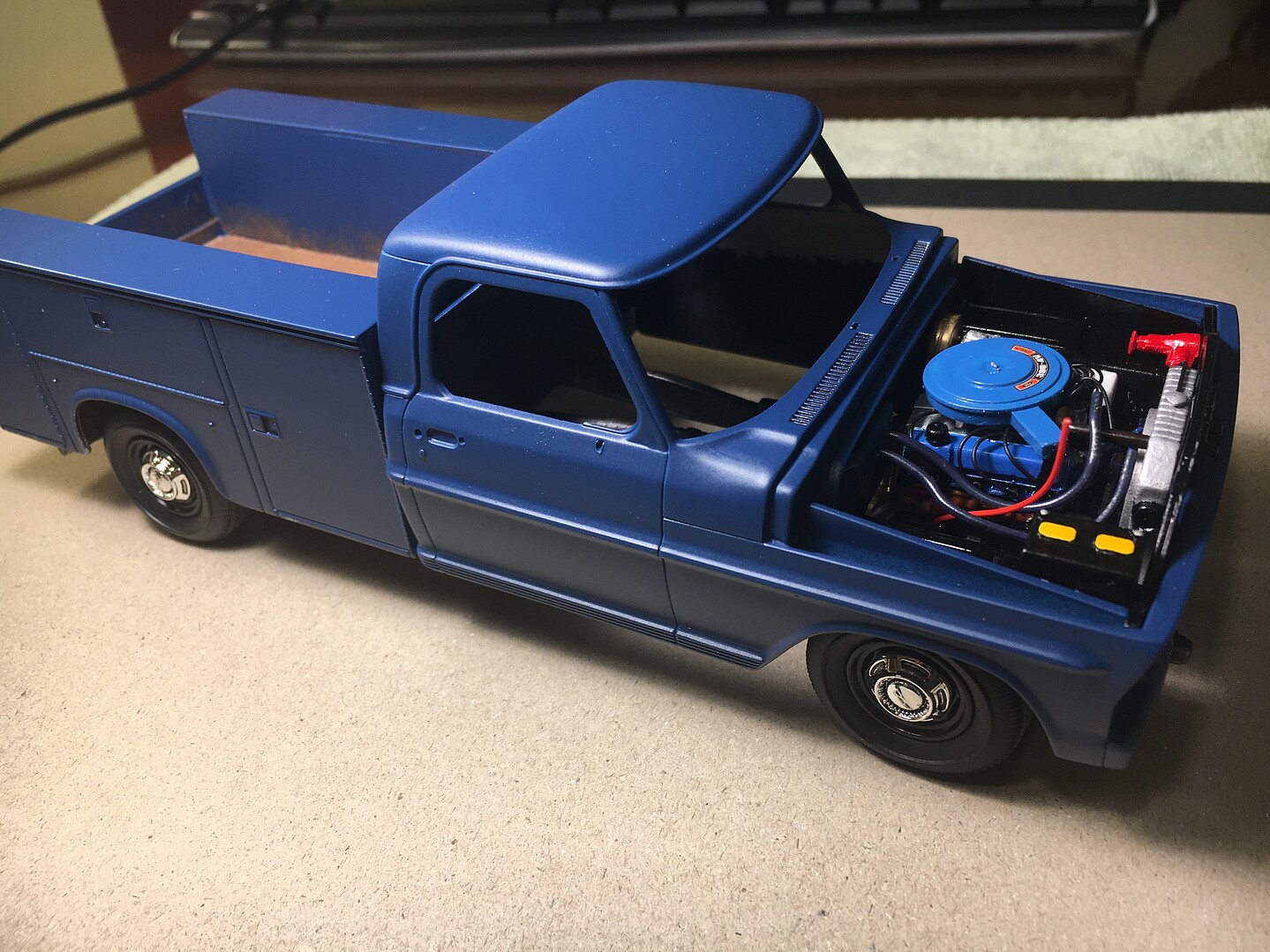 1967 Ford F100 Service Bed Pickup Truck -- Plastic Model Vehicle Kit ...