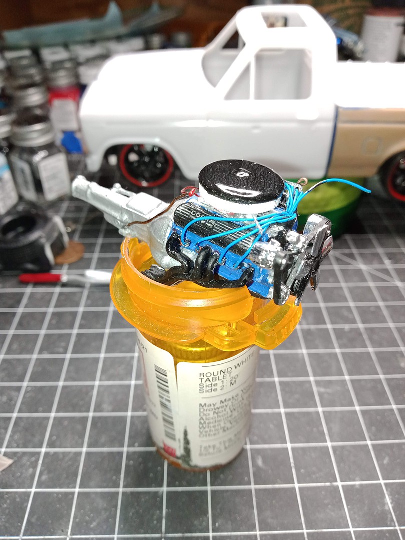 Wired Distributor with Boot (Blue) Plastic Model Vehicle Accessory