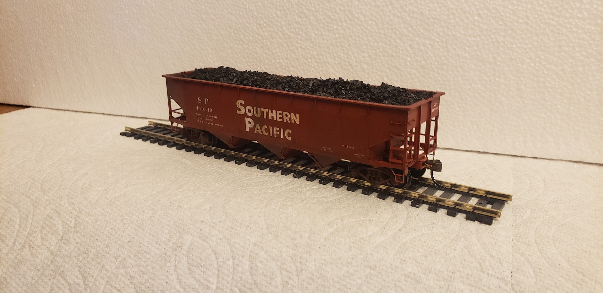 AAR 70-Ton Offset-Side 3-Bay Hopper Kit SP #440349 -- HO Scale Model ...