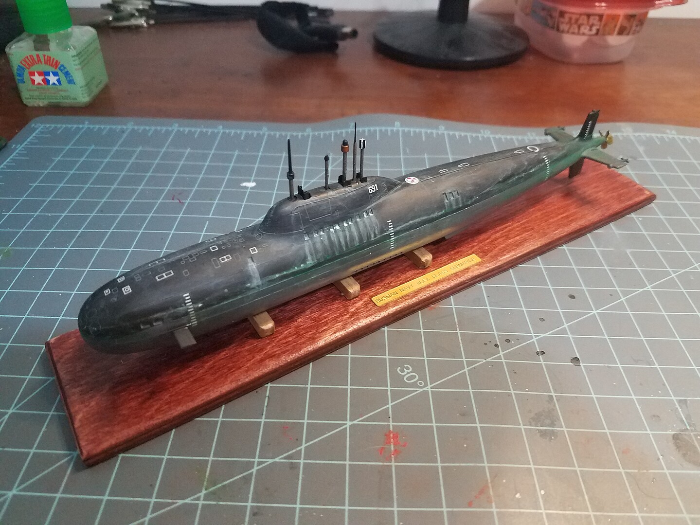 Russian Navy Alfa Class SSN Submarine -- Plastic Model Military Ship ...