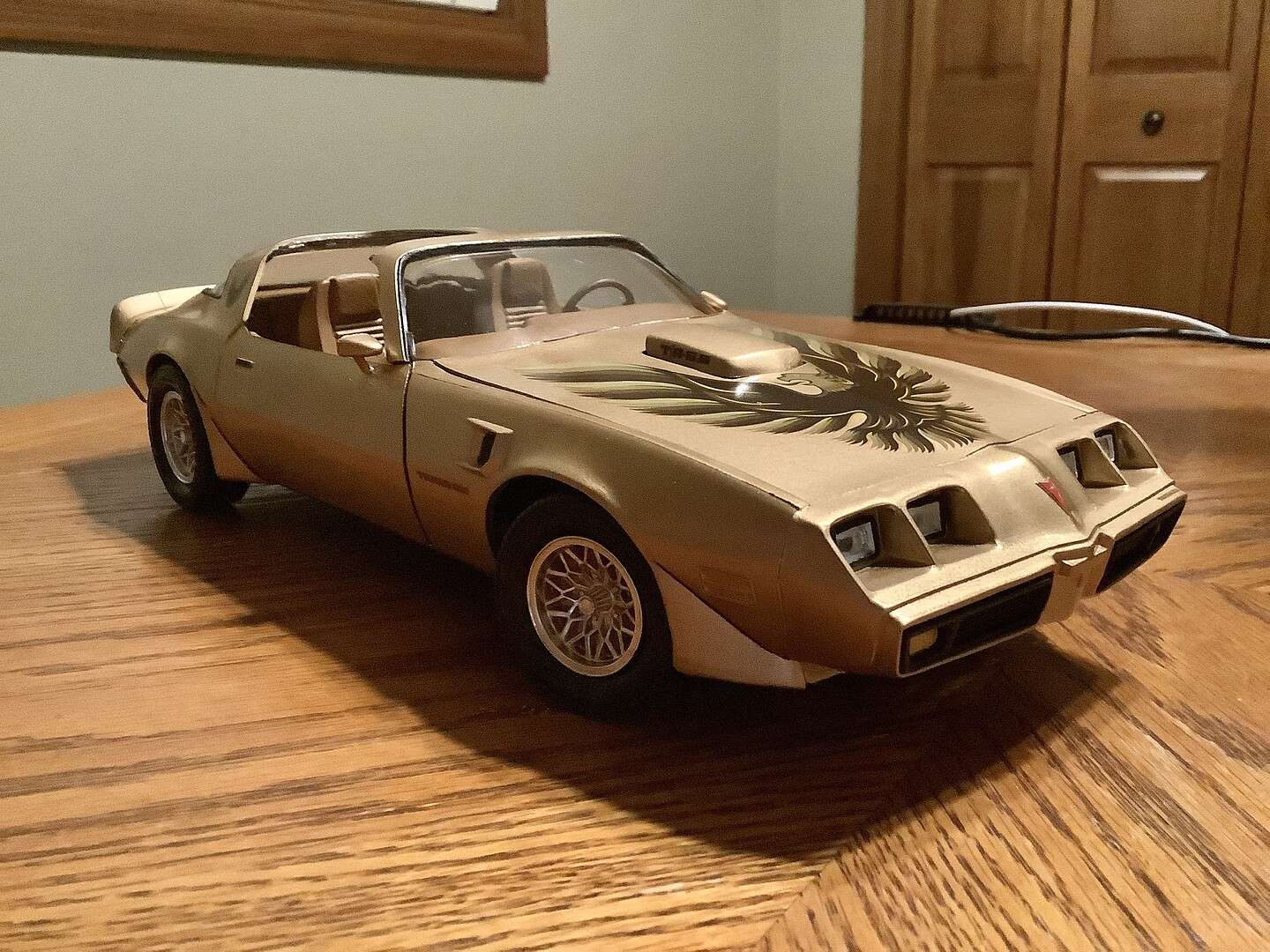 1979 Pontiac Firebird Plastic Model Car Kit 1/16 Scale 86206