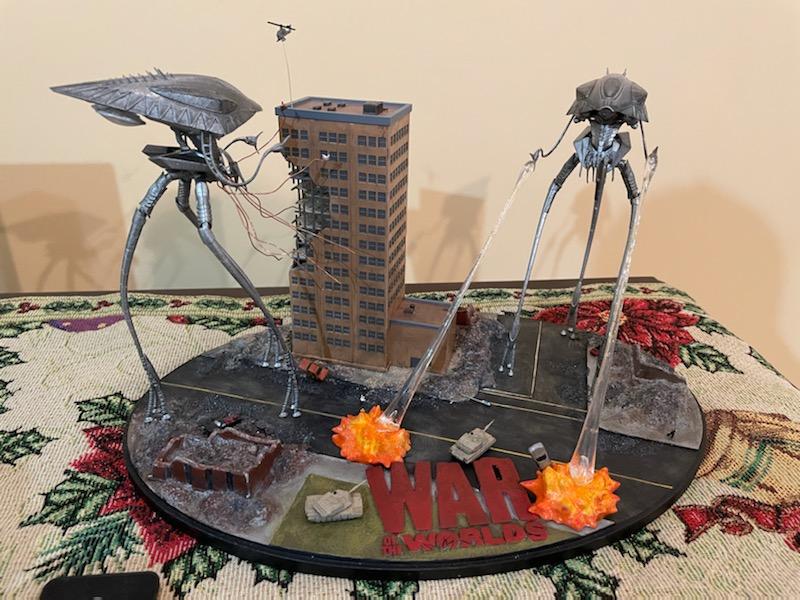 war of the worlds 2005 alien tripod model kit