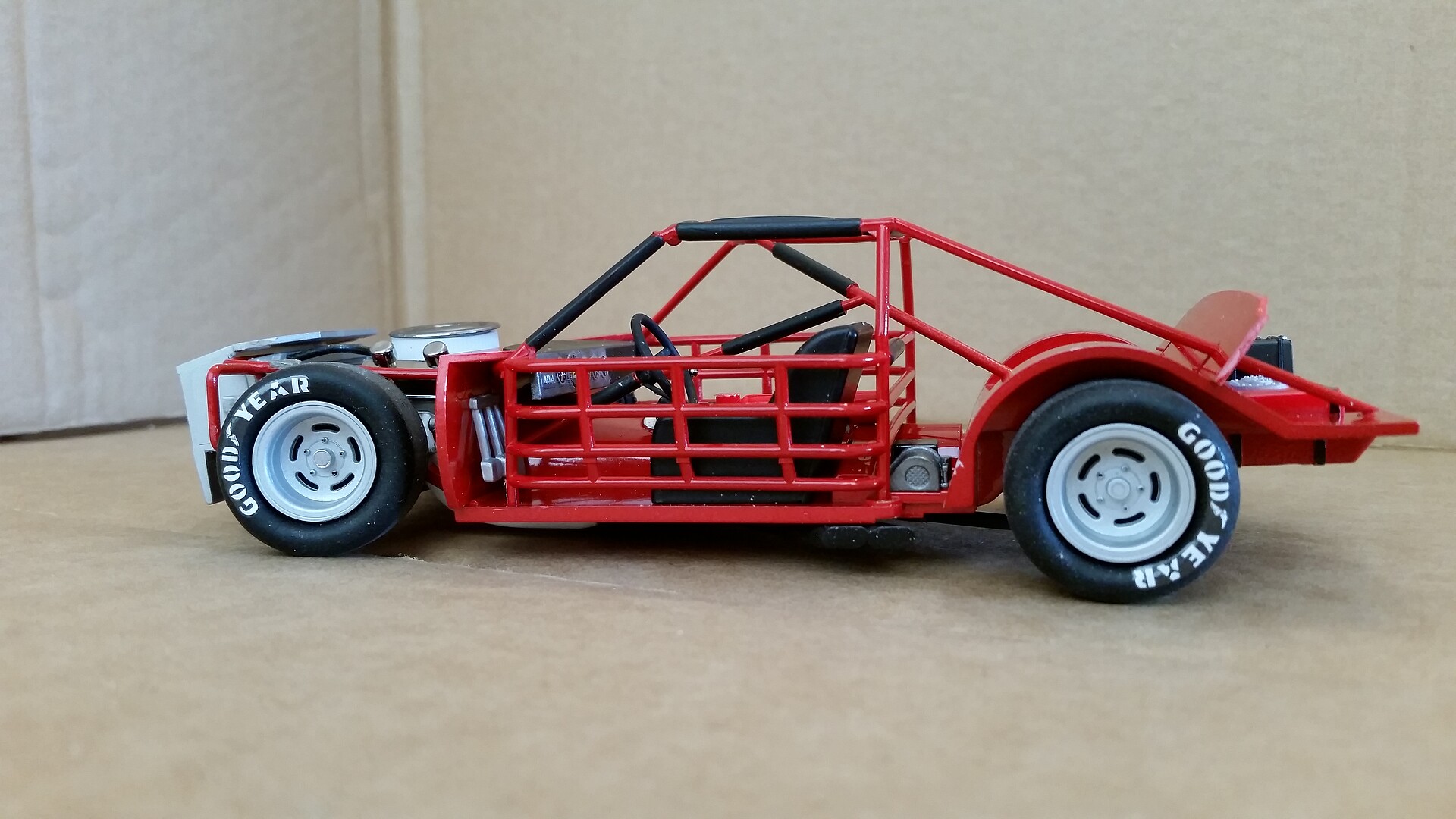 11 Cale Yarborough 1978 Oldsmobile 442 Plastic Model Race Car Kit