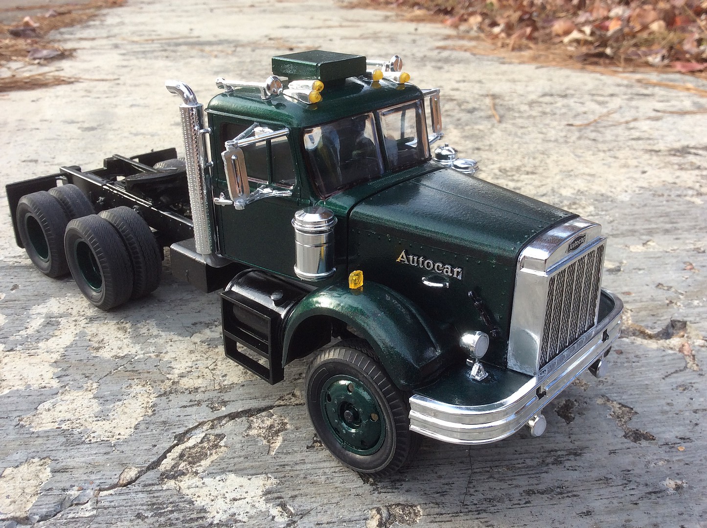 Autocar A B Semi Tractor Plastic Model Truck Kit Scale Pictures By