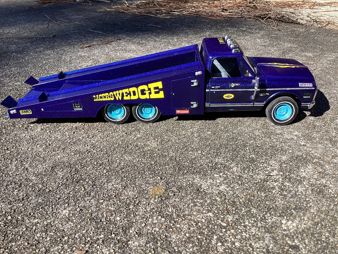 1972 Chevy Racer's Wedge -- Plastic Model Truck Vehicle Kit -- 1/25 ...