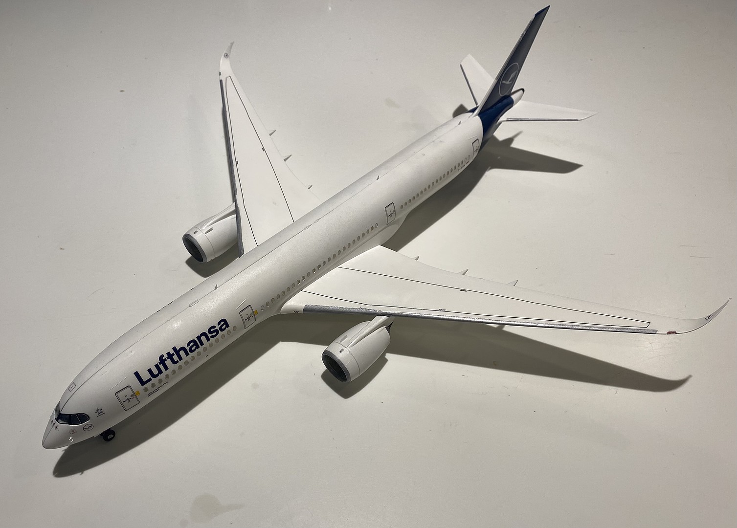 Airbus A350-900 Lufthansa -- Plastic Model Airplane Kit -- 1/144 Scale ...