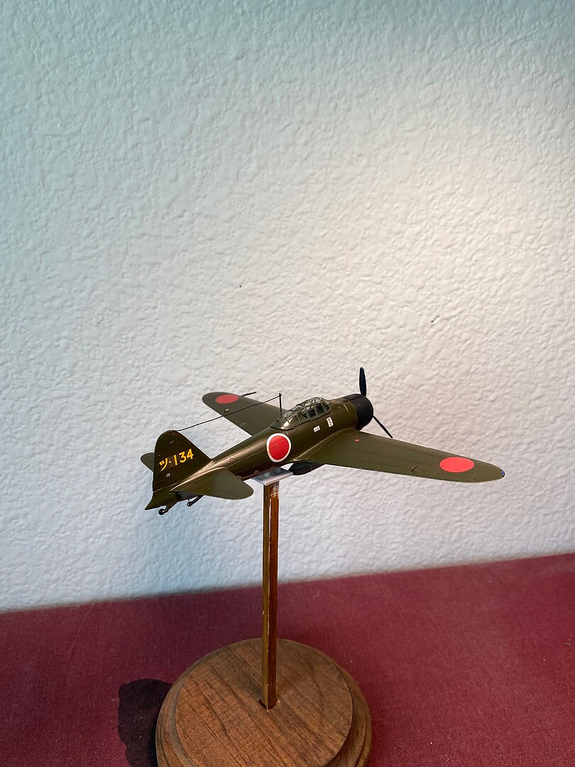 A6M2b Zero Aircraft -- Plastic Model Airplane Kit -- 1/72 Scale ...